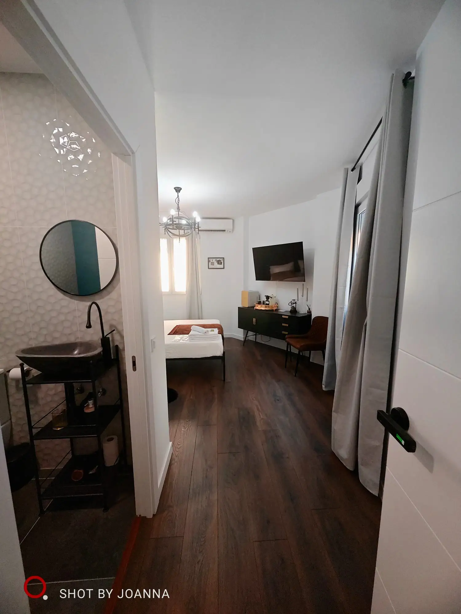 habitacion queen vista entera con bano tv aire accondicionado